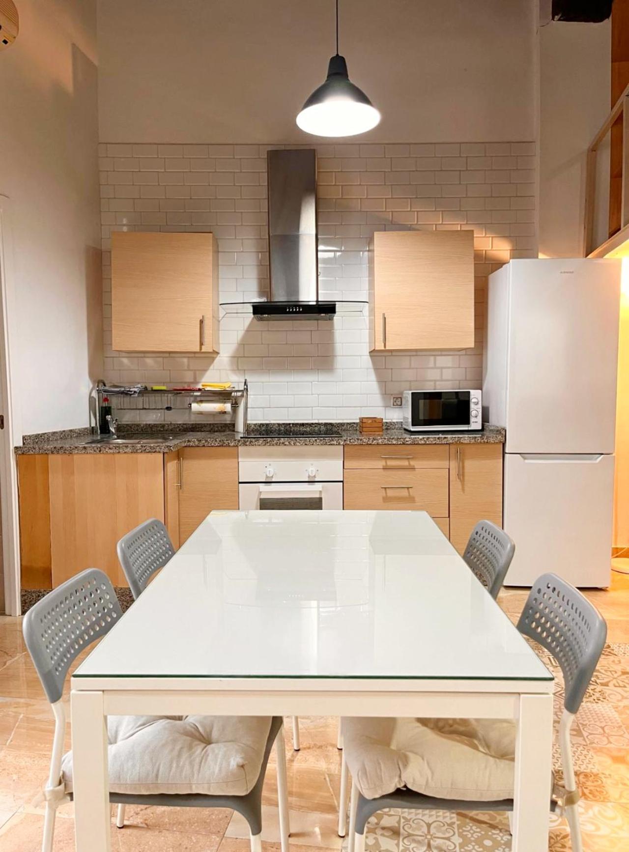 Inhome Central Studio Montilla Exterior foto